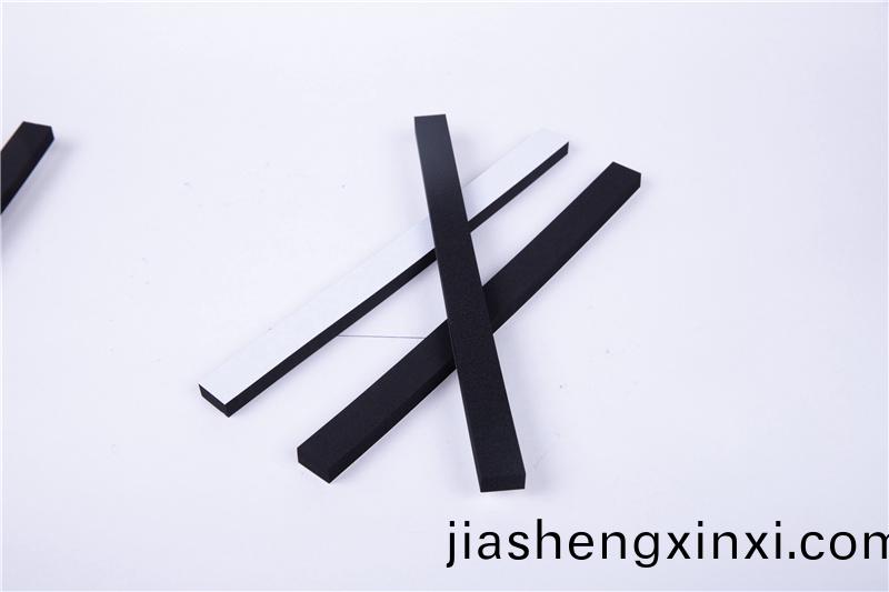 CR減(jian)震保(bao)溫條