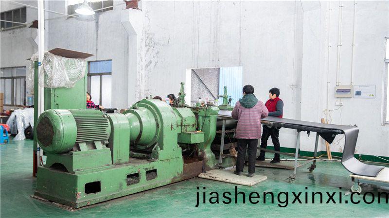 加(jia)工現場(chang)