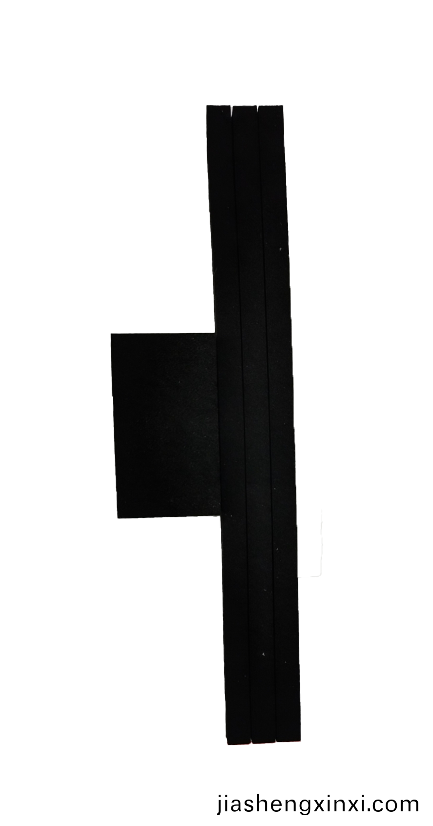 尾(wei)燈密封件(jian)